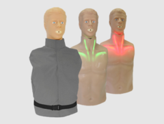 "Александр-03" тренажер-манекен взрослого пострадавшего для отработки приемов сердечно-легочной реанимации (голова, торс) со светозвуковым индикатором - fgospostavki.ru - Минусинск